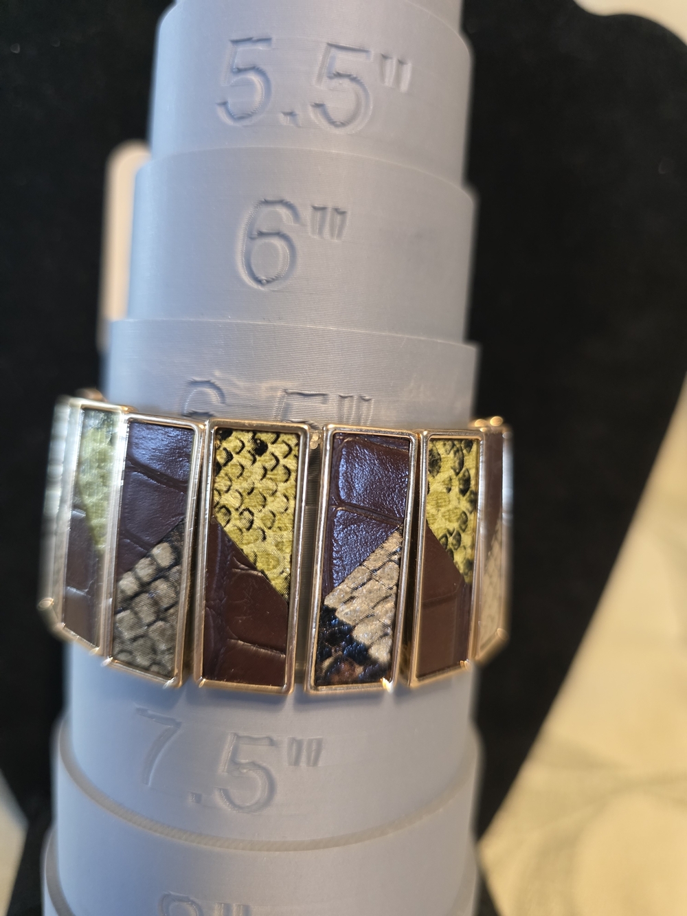 #526 Gold-Tone Stretch Bracelet with Brown and Yellow Inlays